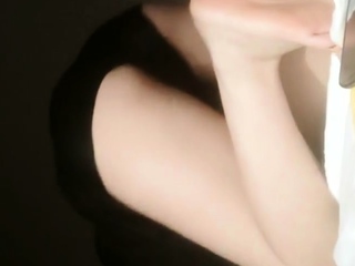 Cute amateur asian gives a wet blowjob